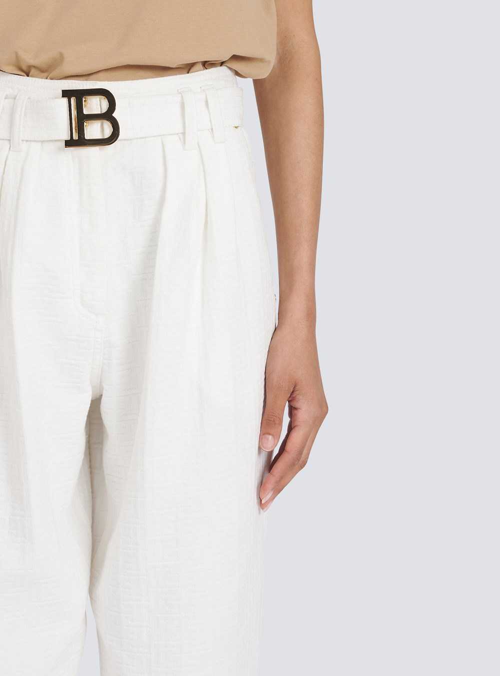 Balmain Boyfriend Cut Jeans With Balmain Buckle Monogram Print White | NIOHVTP-07