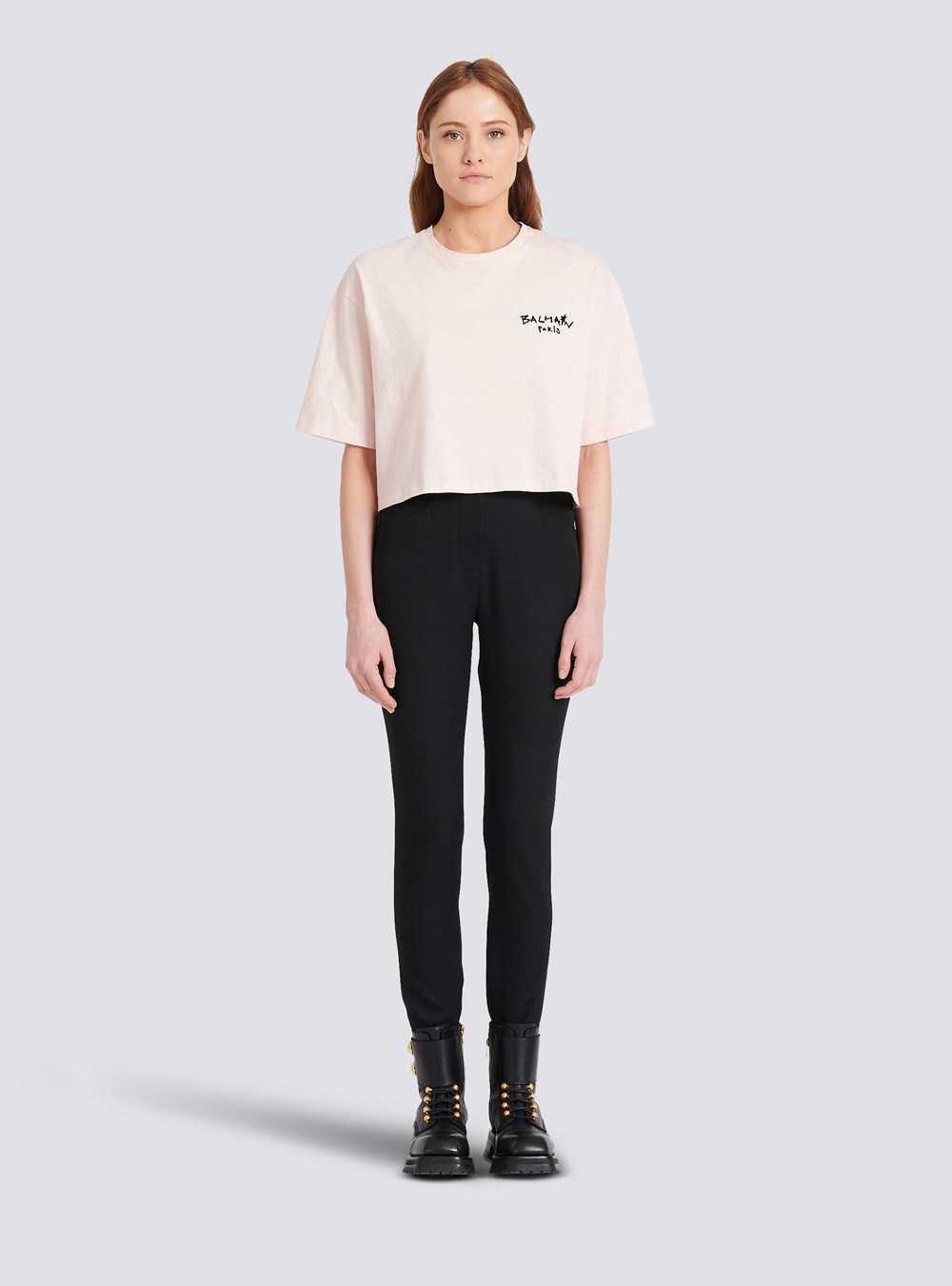 Balmain Cropped Cotton T-shirt With Small Flocked Graffiti Balmain Logo Pink | VUARWLY-79