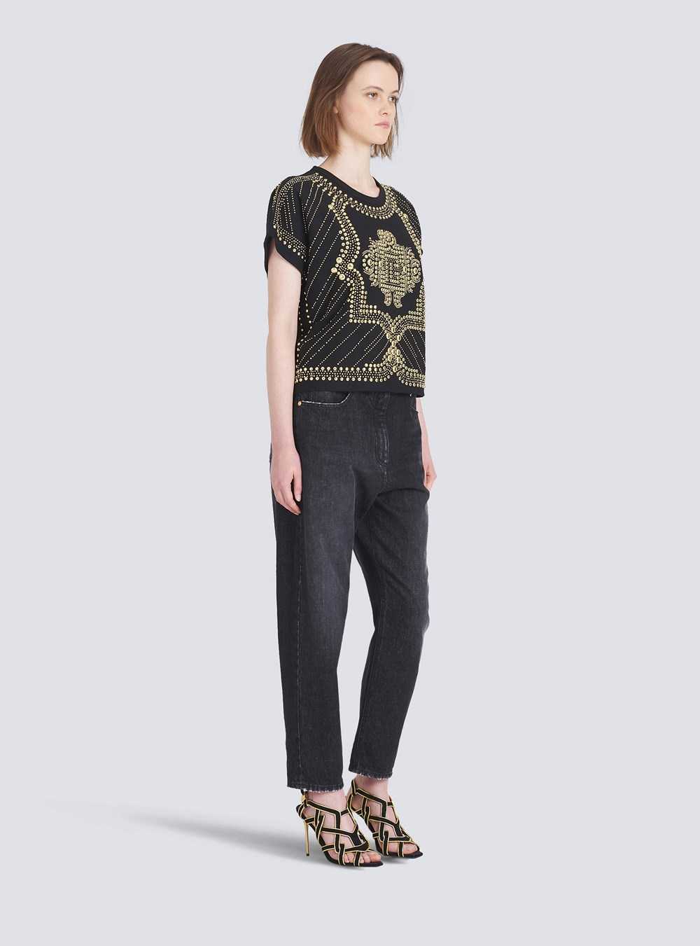 Balmain Cropped Eco-designed Cotton T-shirt With Embroidered Gold-tone Studs Gold | DMWJAPV-43