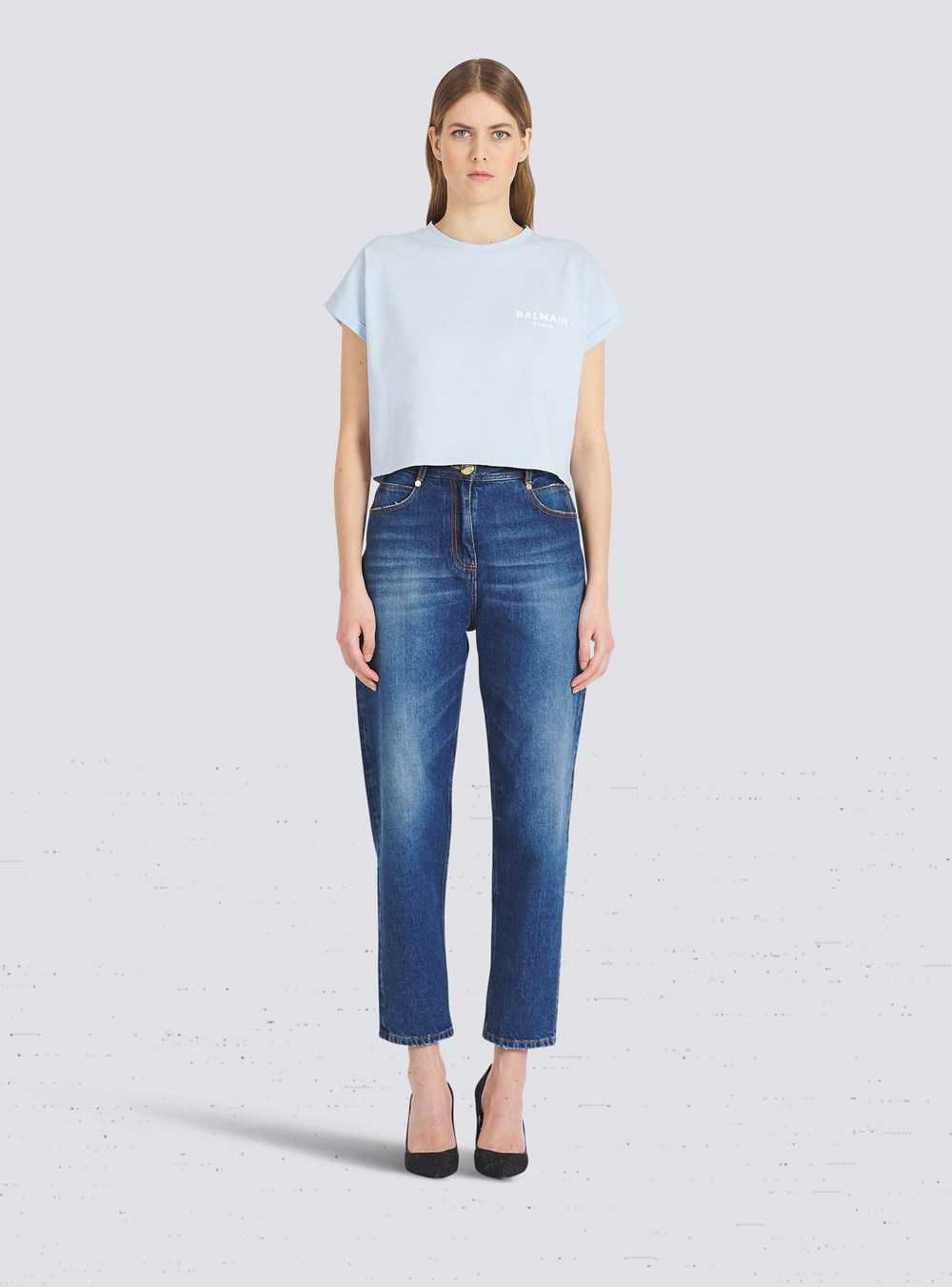 Balmain Cropped Eco-designed Cotton T-shirt With Small Flocked Balmain Logo Blue | HMDJFLI-01