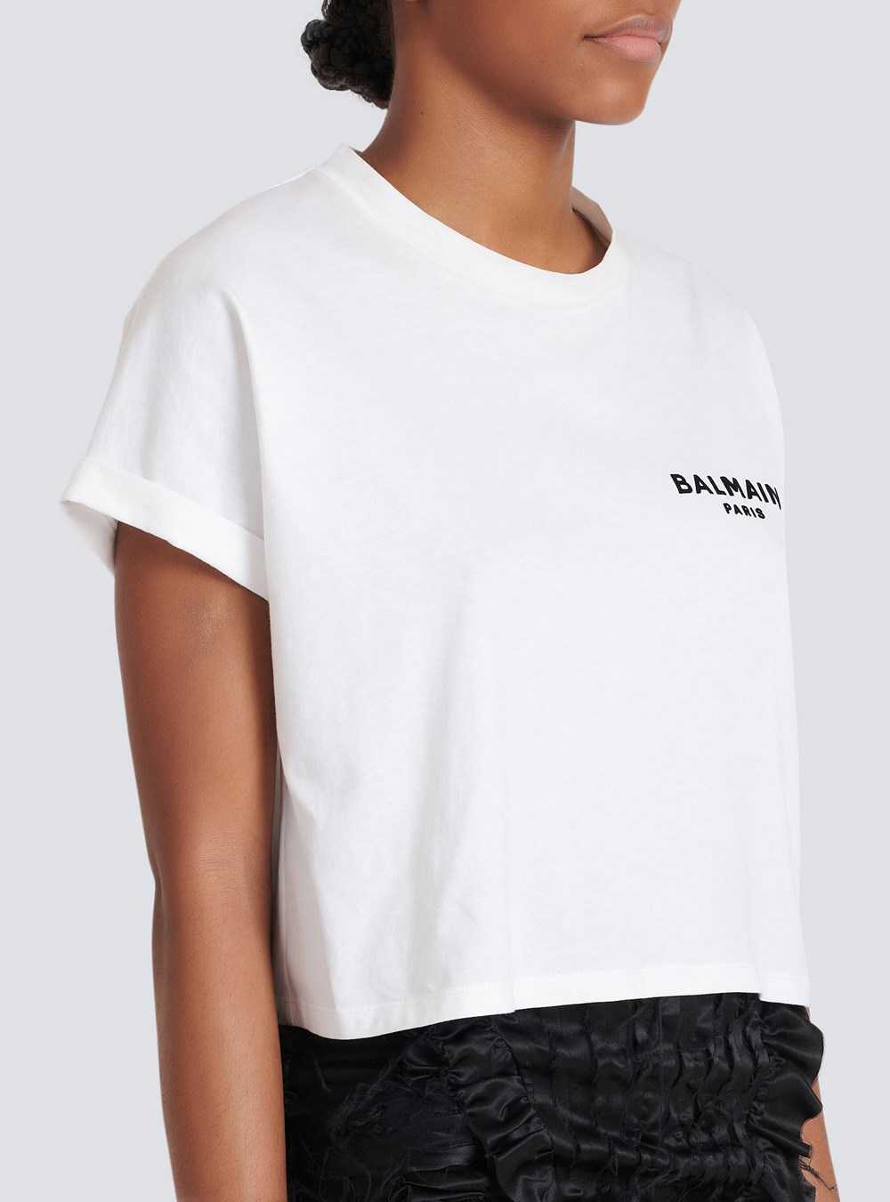 Balmain Cropped Eco-designed Cotton T-shirt With Small Flocked Balmain Logo White | NXUOYED-23