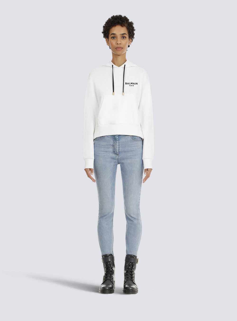 Balmain Eco-designed Cotton Sweatshirt With Flocked Balmain Logo White | PIMUTFJ-31