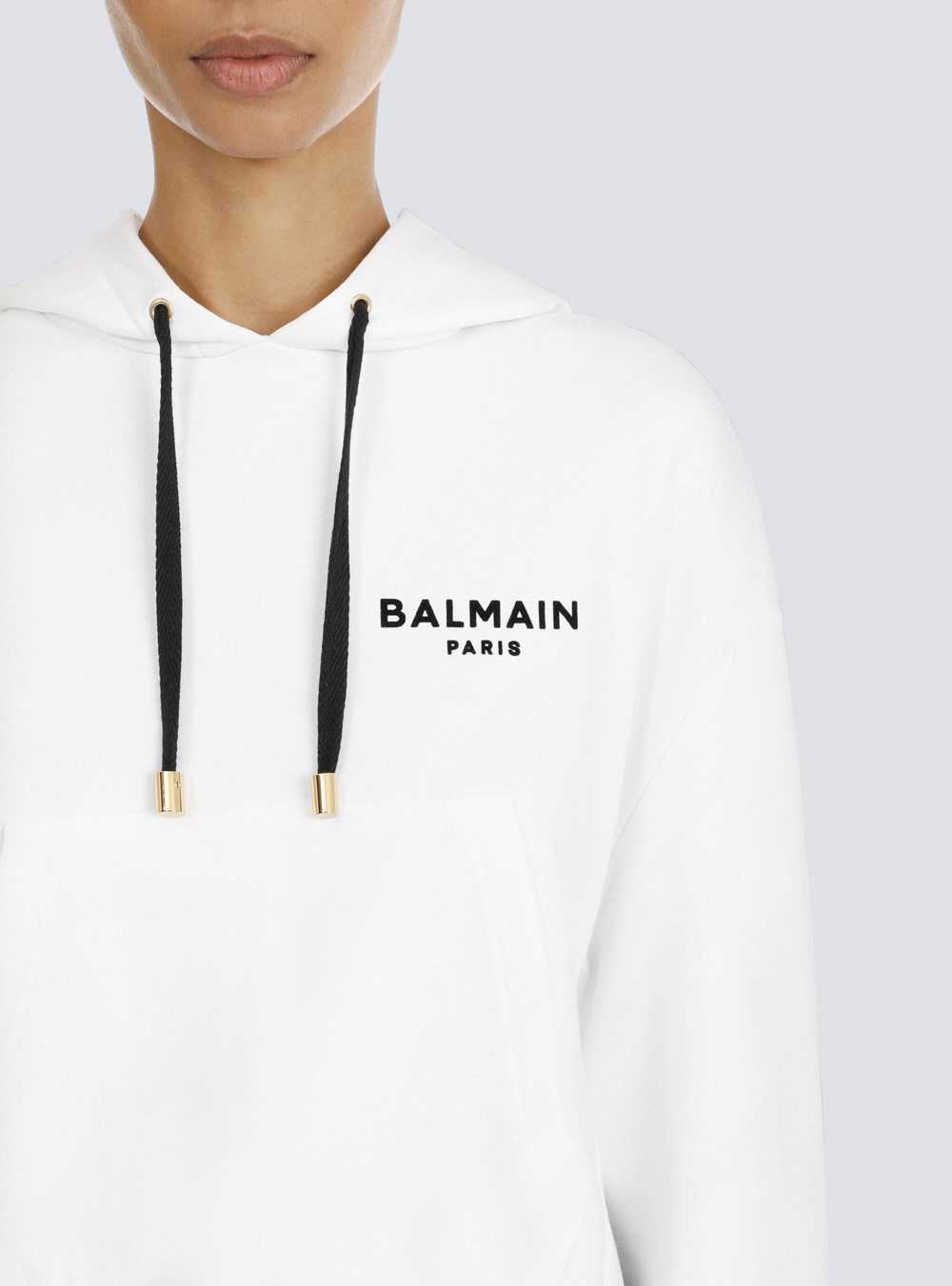 Balmain Eco-designed Cotton Sweatshirt With Flocked Balmain Logo White | PIMUTFJ-31