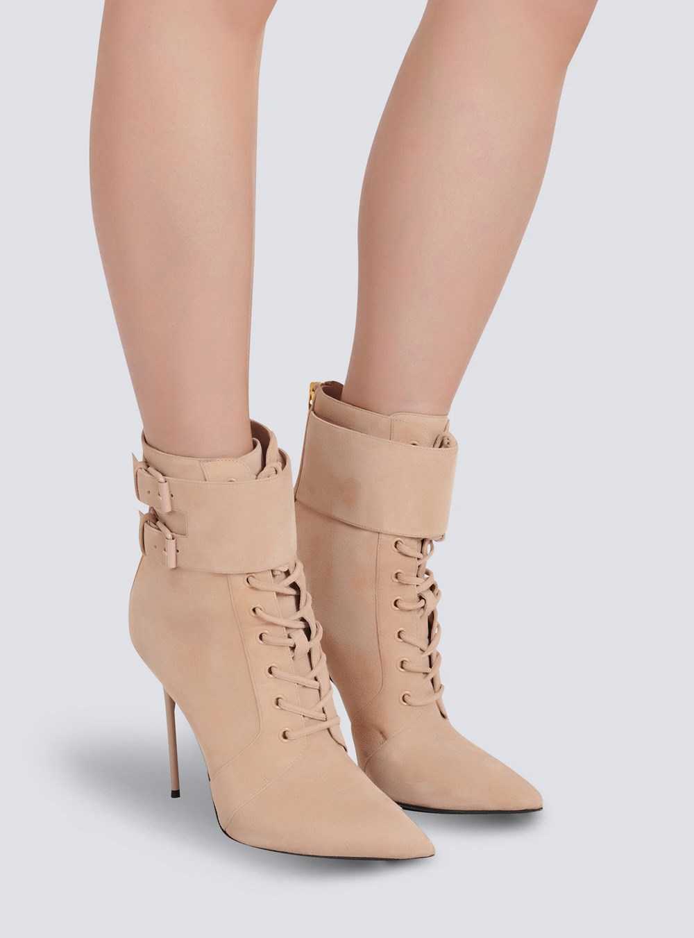 Balmain Suede Uria Ankle Boots Beige | LBFWAHJ-95